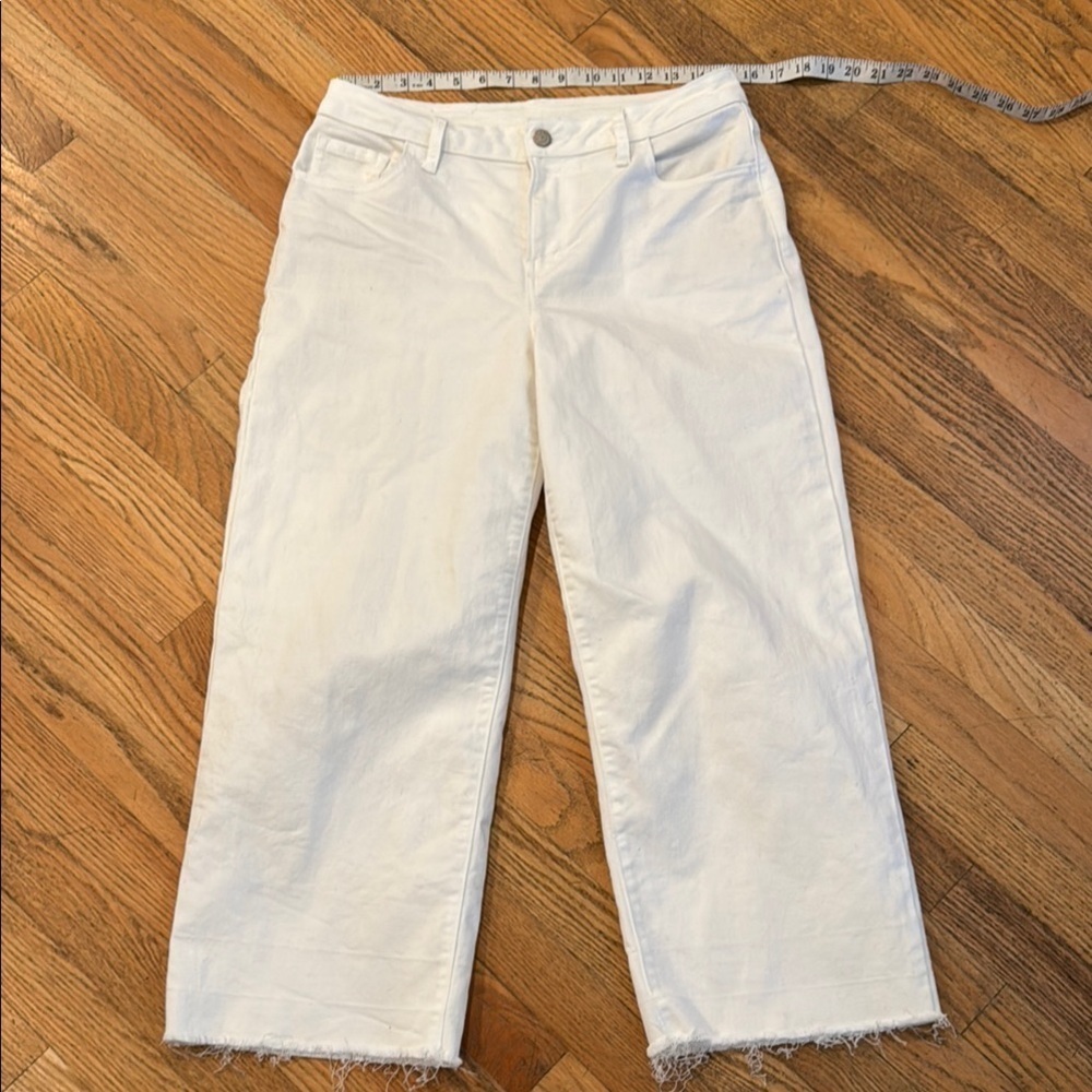 Women's White Wide Legged Jeans size: 10